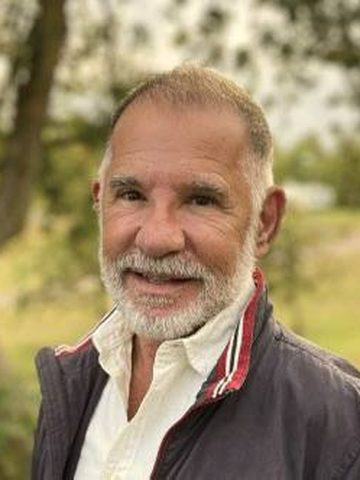Dr Peter Muscat